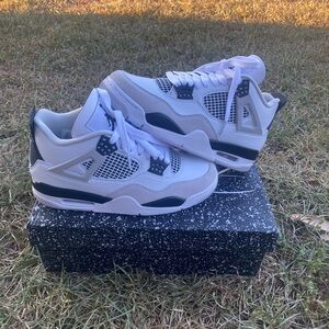 Air Jordan 4 retro military black